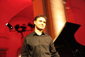 IMG 8678 300x200